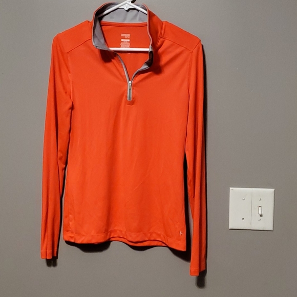 Danskin Now Tops - Light weight running pull over